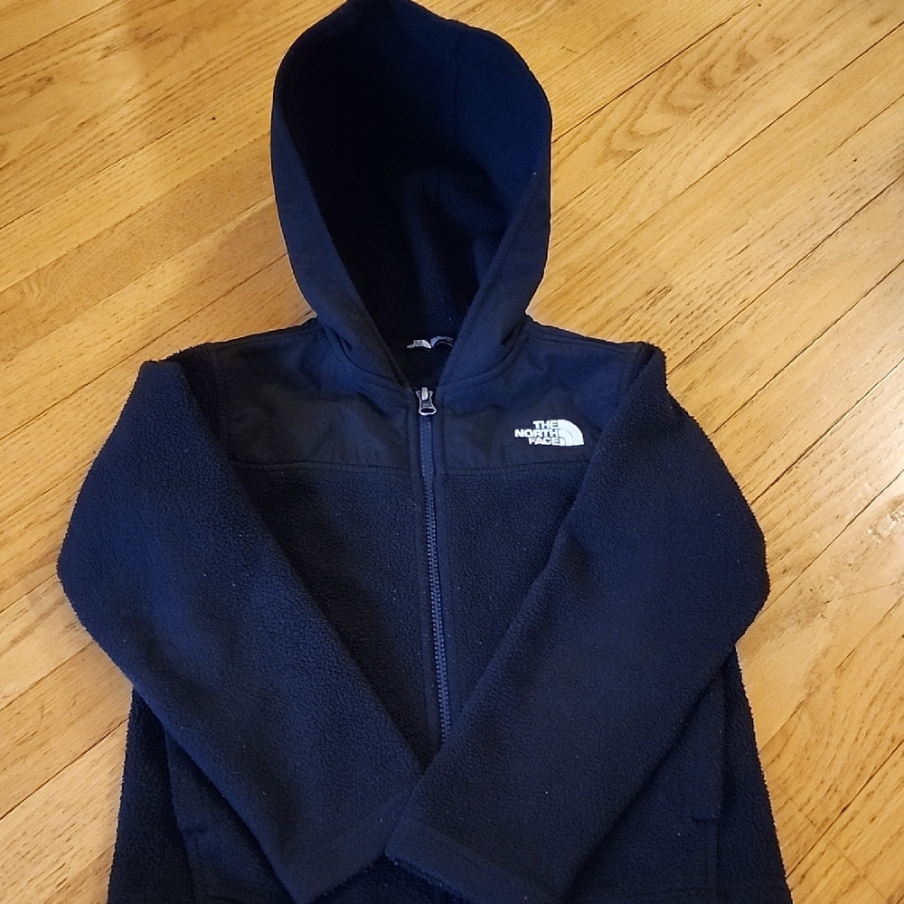 The North Face Kids Black Fleece Zip-Up Hoodie Size 6